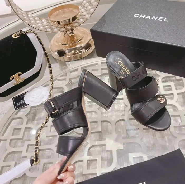 hype Chanel High Heels