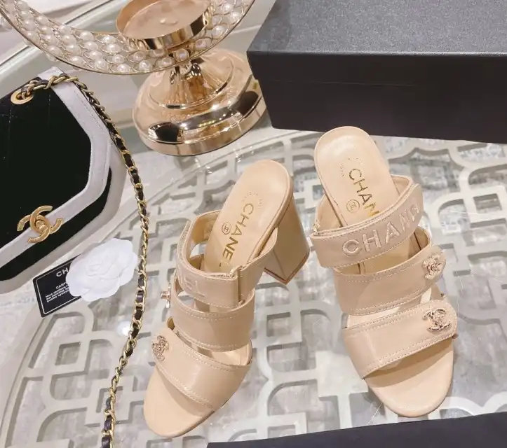 hype Chanel High Heels