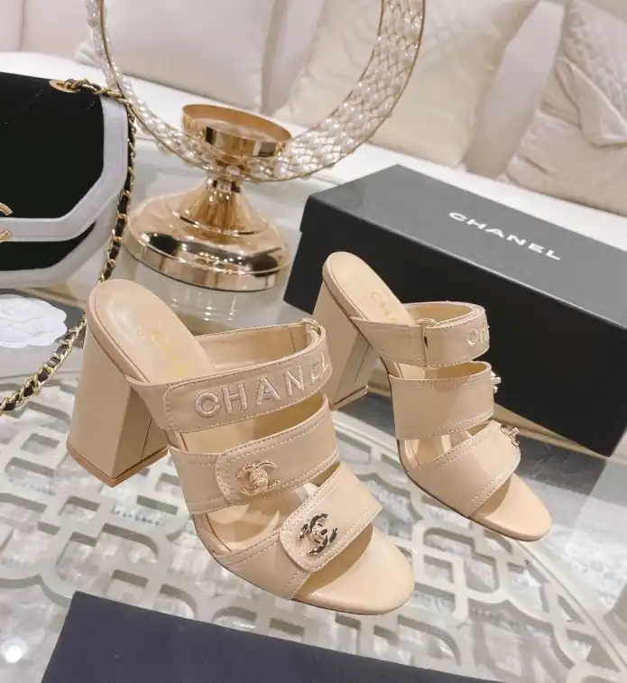 hype Chanel High Heels