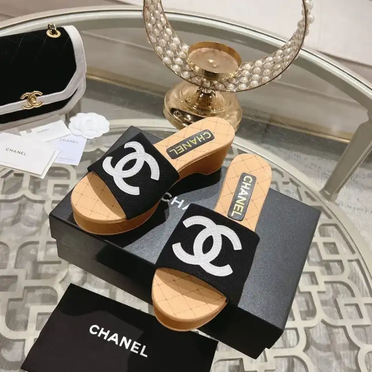 hype Chanel Slippers