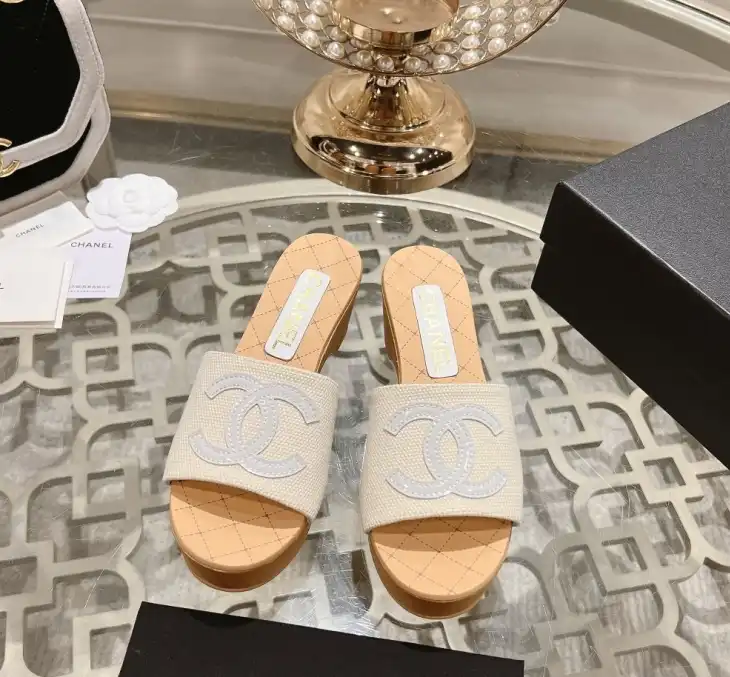 hype Chanel Slippers