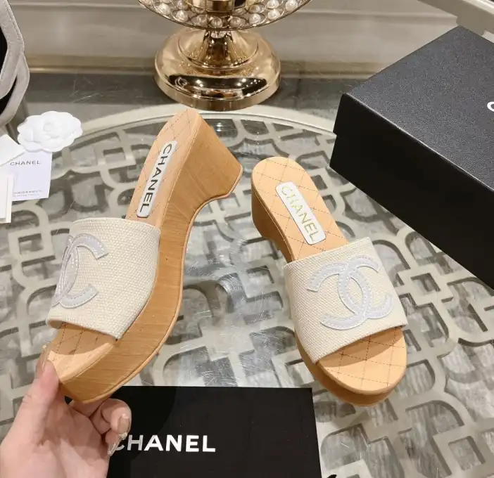 hype Chanel Slippers