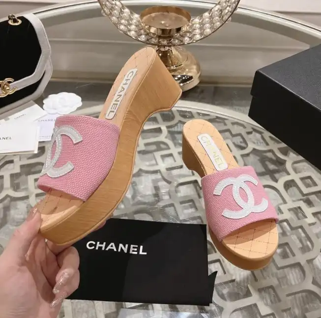 hype Chanel Slippers