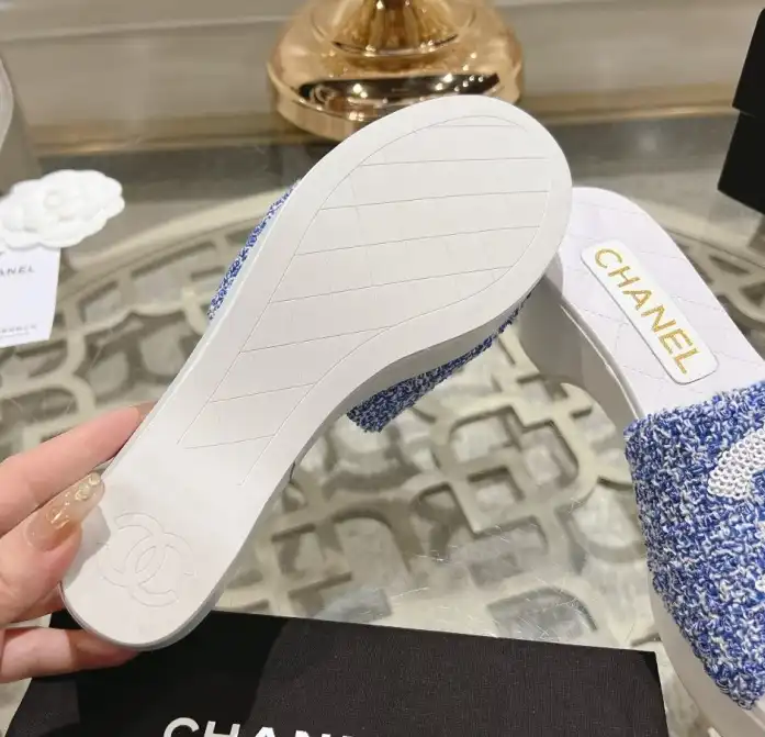 hype Chanel Slippers