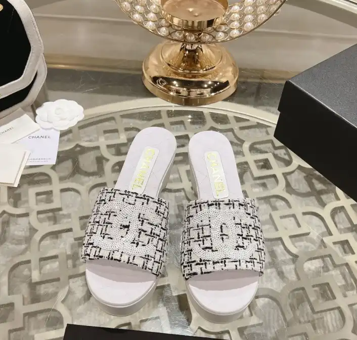 hype Chanel Slippers