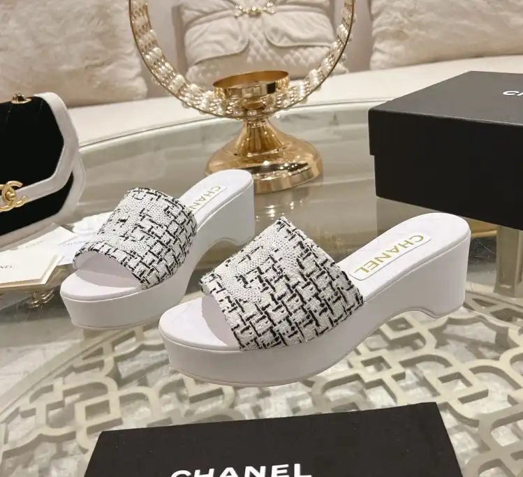 hype Chanel Slippers