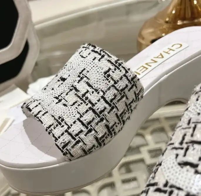 hype Chanel Slippers