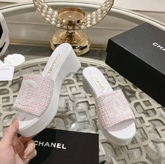 hype Chanel Slippers