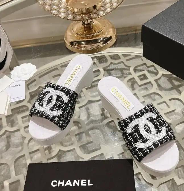 hype Chanel Slippers