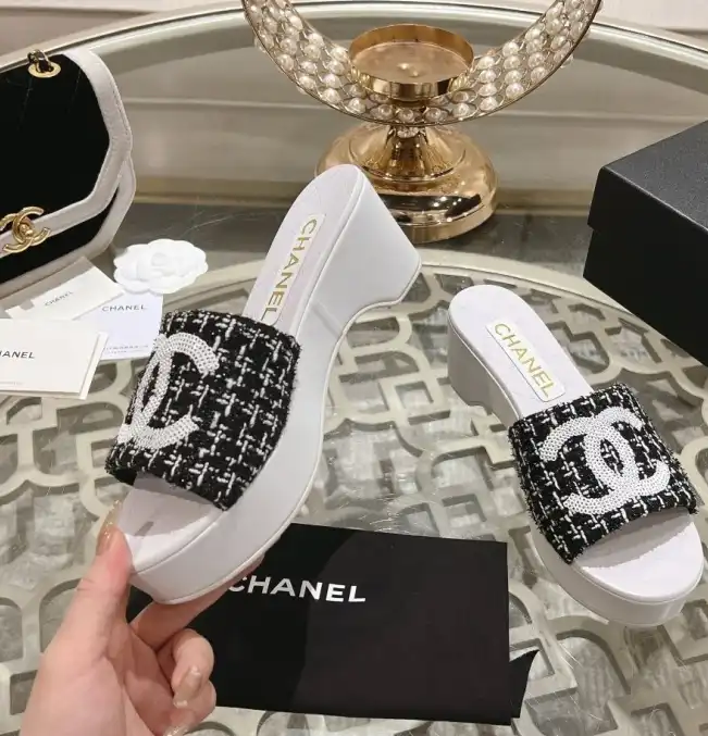 hype Chanel Slippers