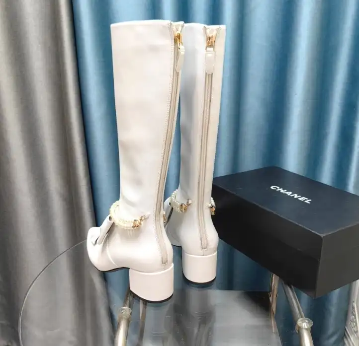 hype Chanel Boots