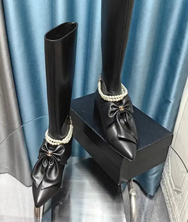 hype Chanel Boots