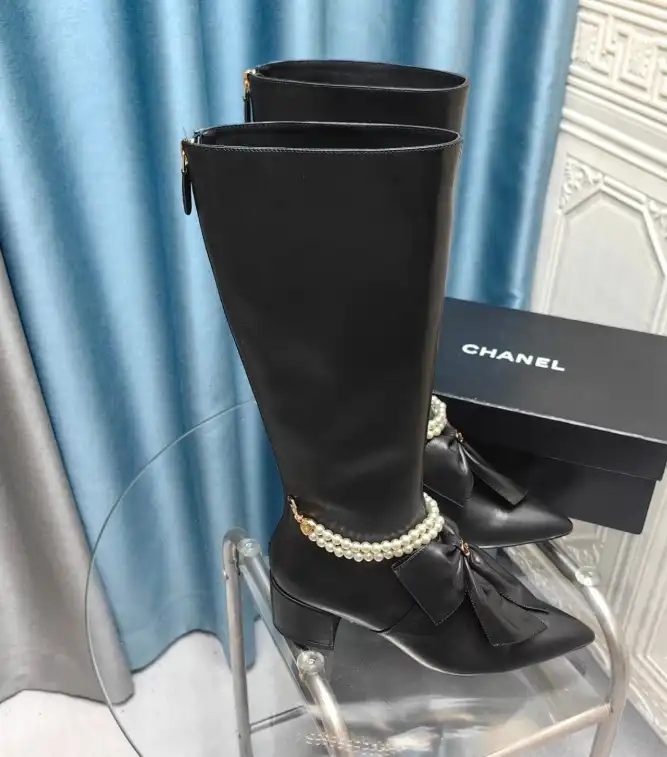 hype Chanel Boots