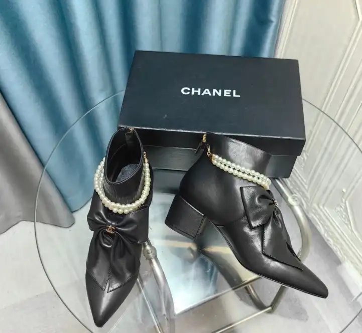 hype Chanel Boots