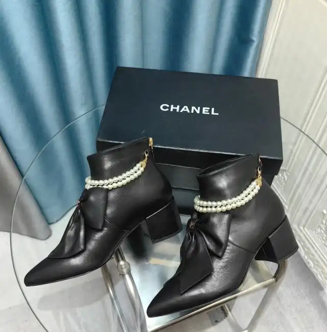 hype Chanel Boots