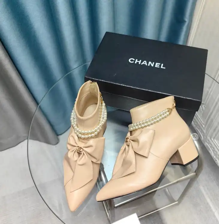 hype Chanel Boots