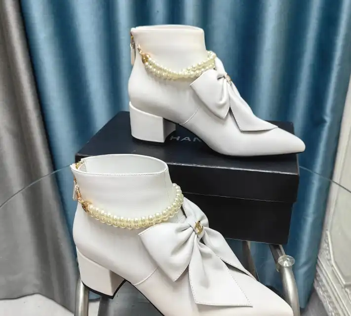 hype Chanel Boots