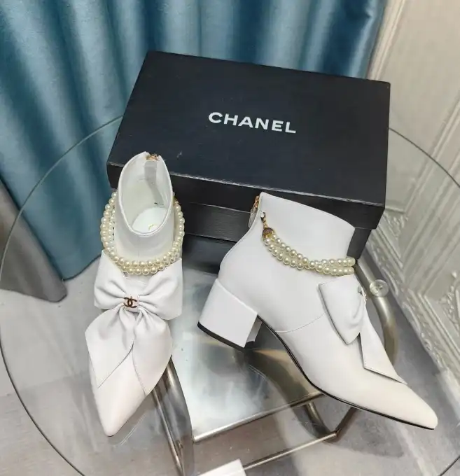 hype Chanel Boots