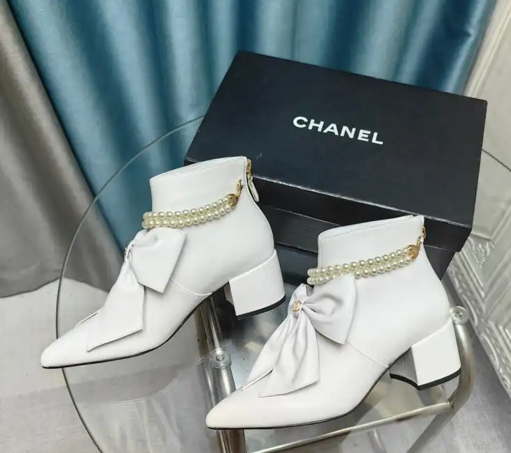 hype Chanel Boots