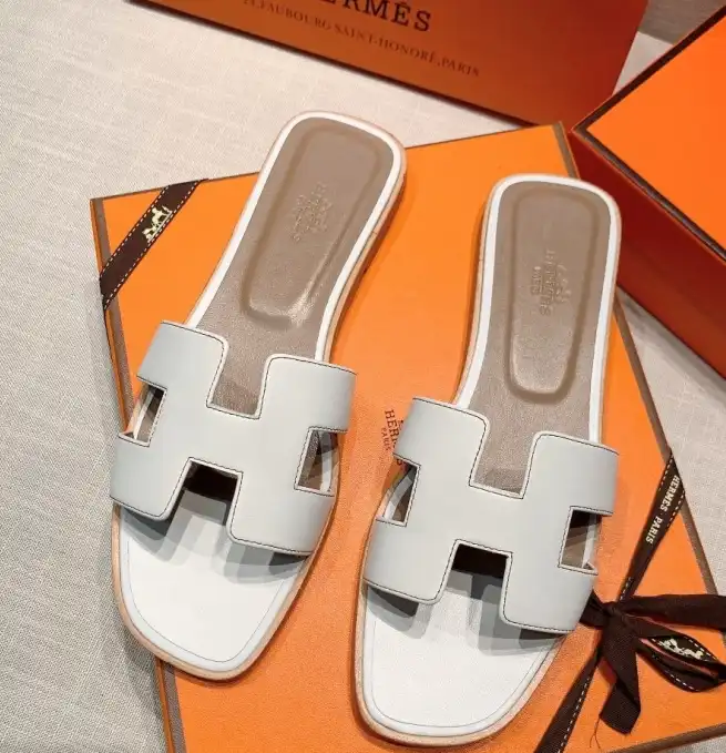 hype Hermes Slippers