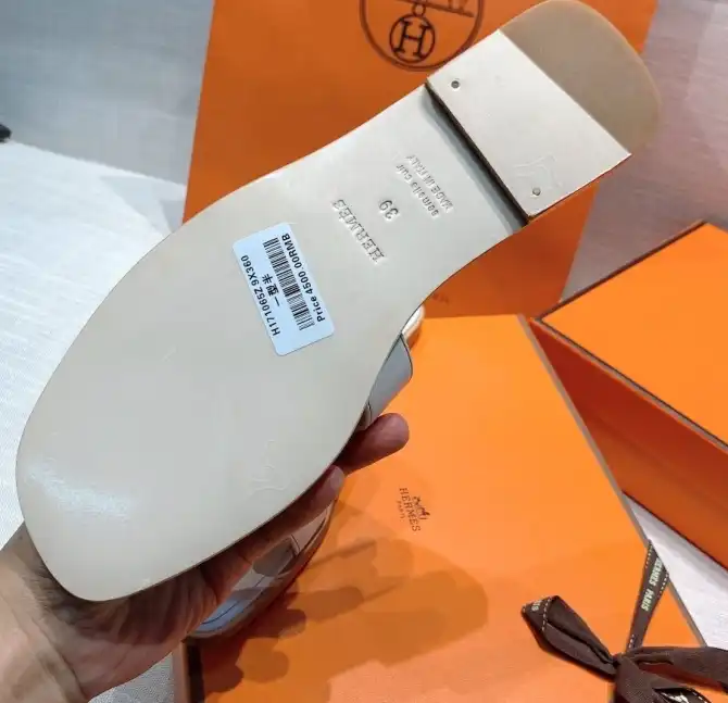 hype Hermes Slippers