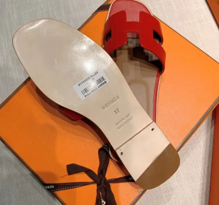 hype Hermes Slippers