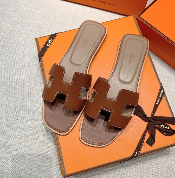 hype Hermes Slippers