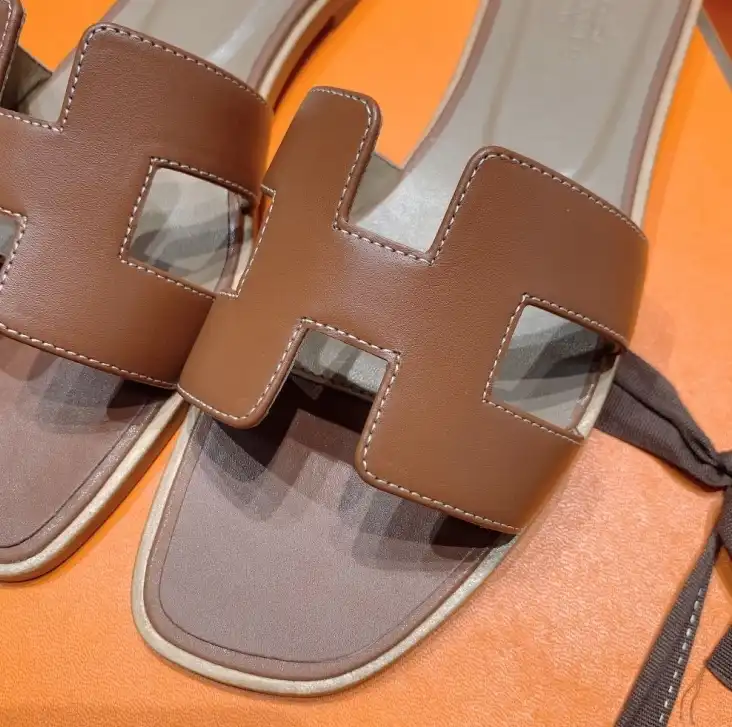 hype Hermes Slippers