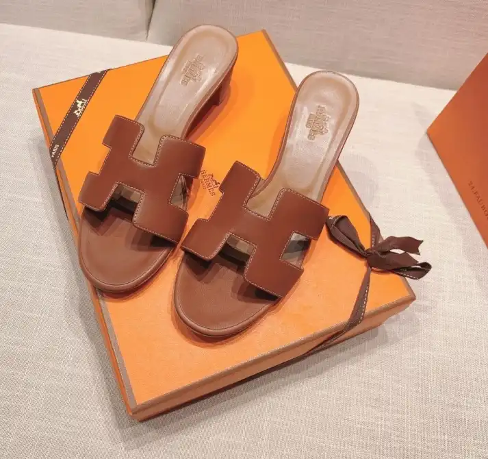 hype Hermes Slippers