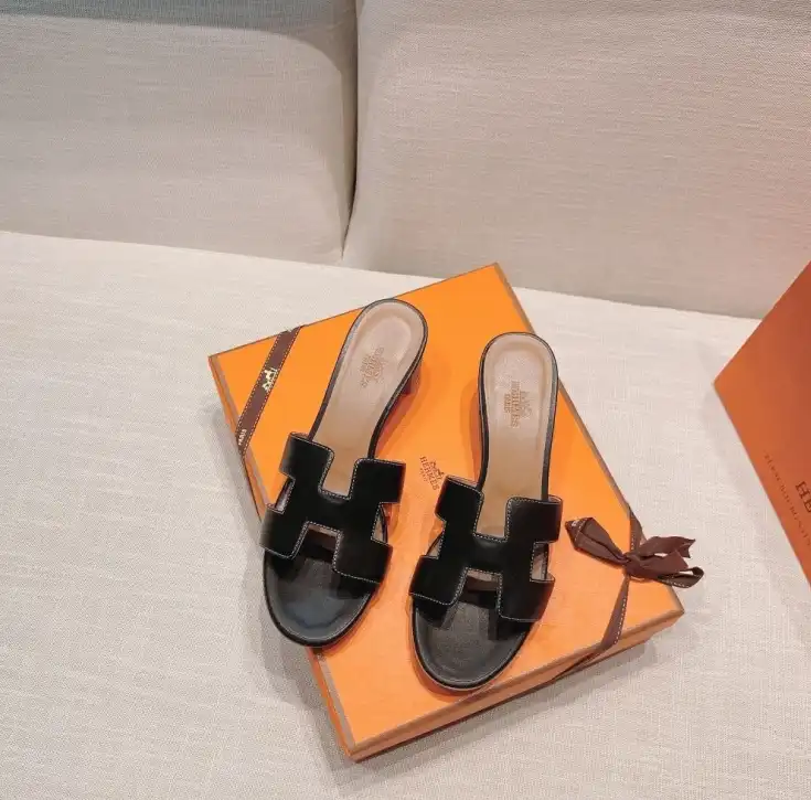 hype Hermes Slippers