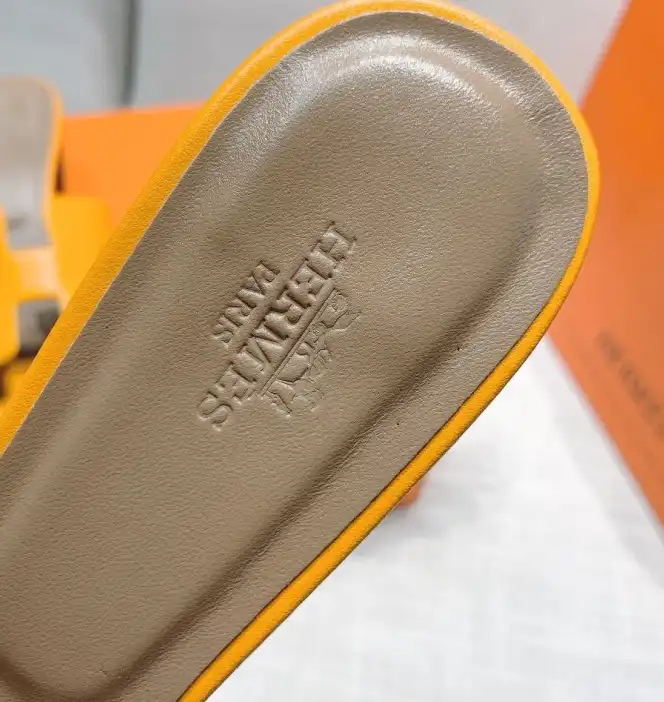 hype Hermes Slippers