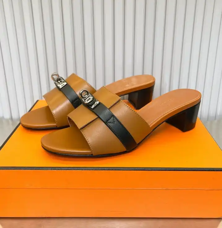 hype Hermes Slippers