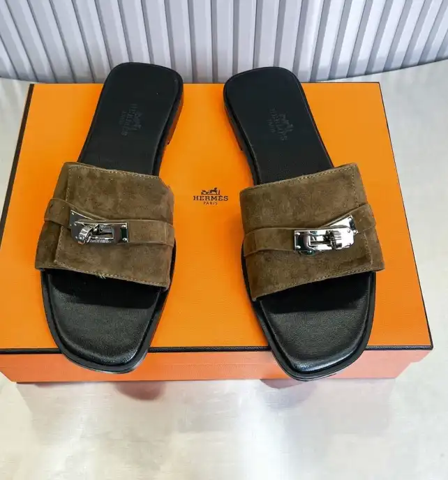 hype Hermes Slippers