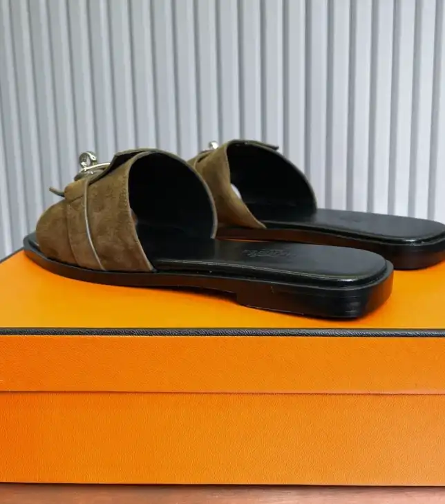 hype Hermes Slippers