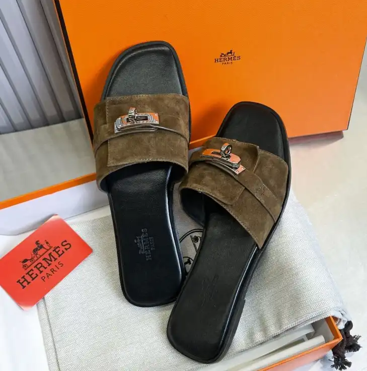 hype Hermes Slippers