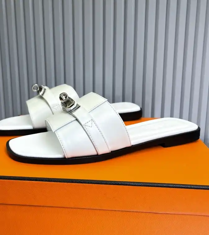 hype Hermes Slippers