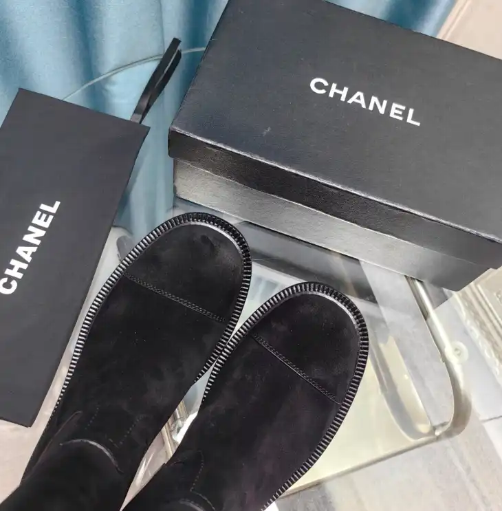 hype Chanel Boots