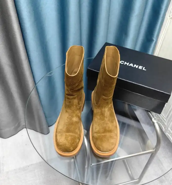 hype Chanel Boots