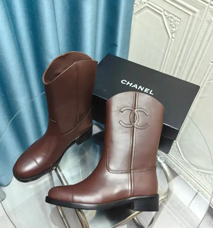 hype Chanel Boots