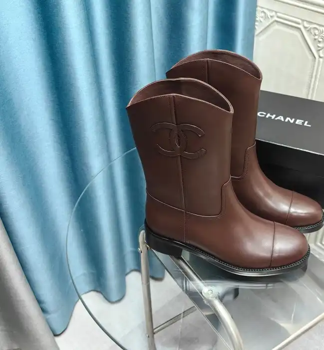 hype Chanel Boots