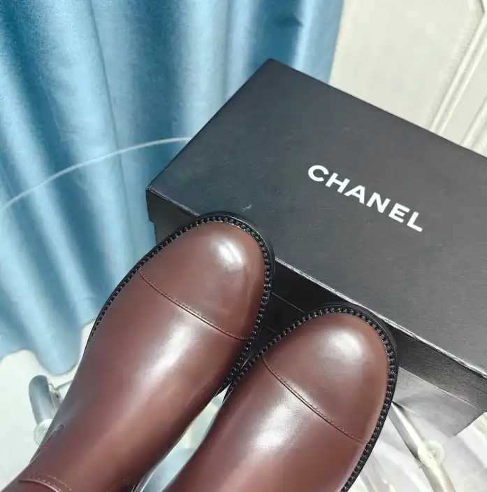 hype Chanel Boots