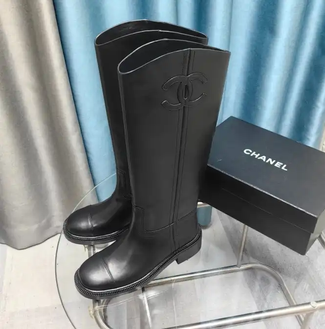 hype Chanel Boots