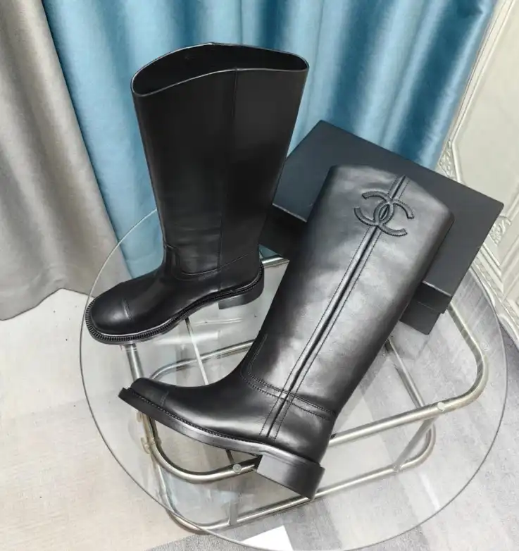 hype Chanel Boots