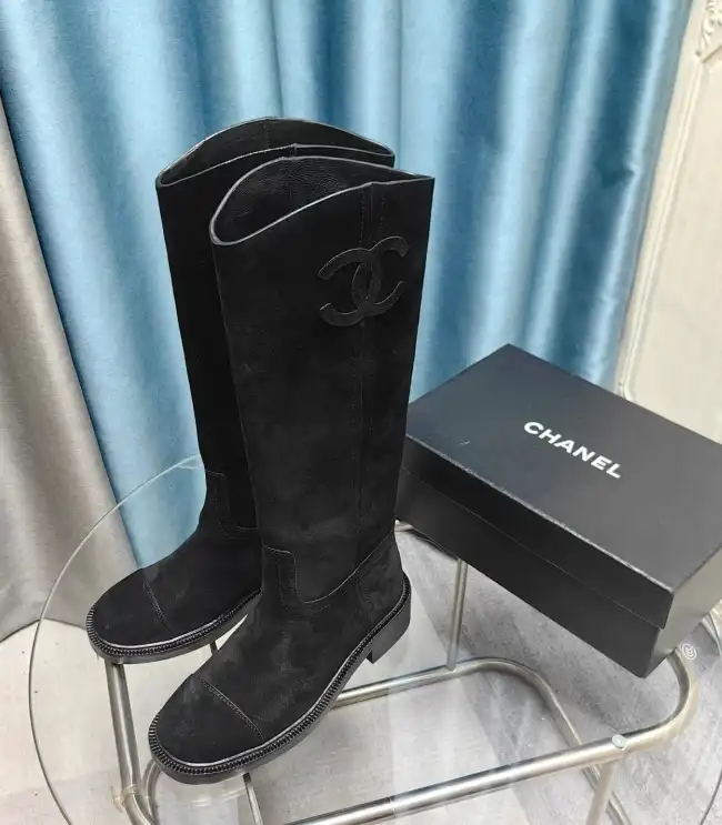 hype Chanel Boots