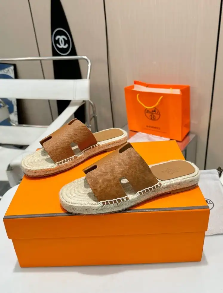 hype Hermes Slippers