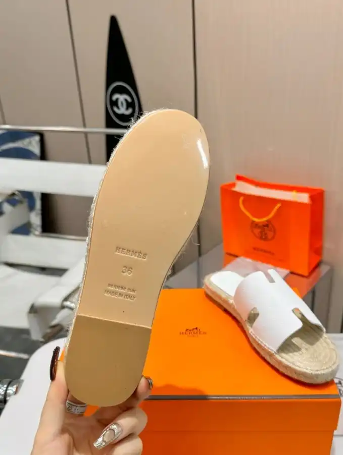 hype Hermes Slippers