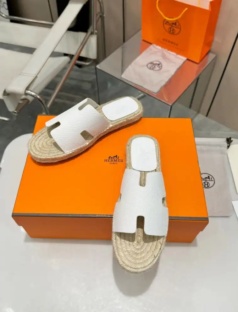 hype Hermes Slippers