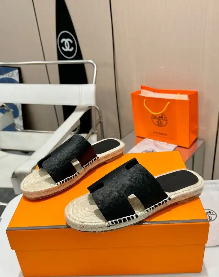 hype Hermes Slippers