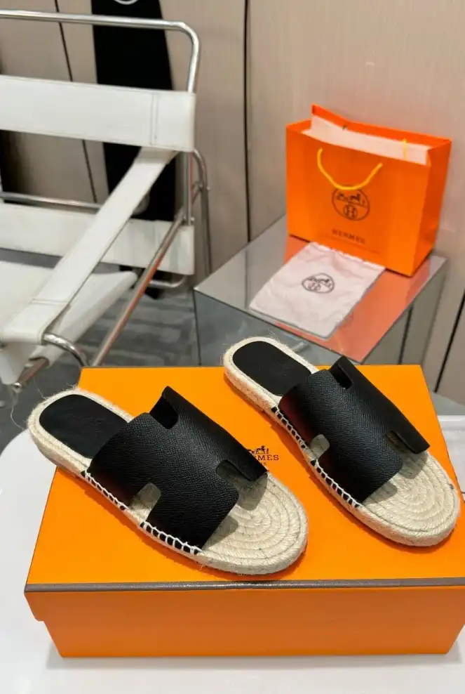 hype Hermes Slippers