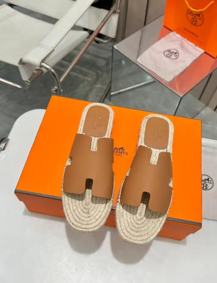 hype Hermes Slippers